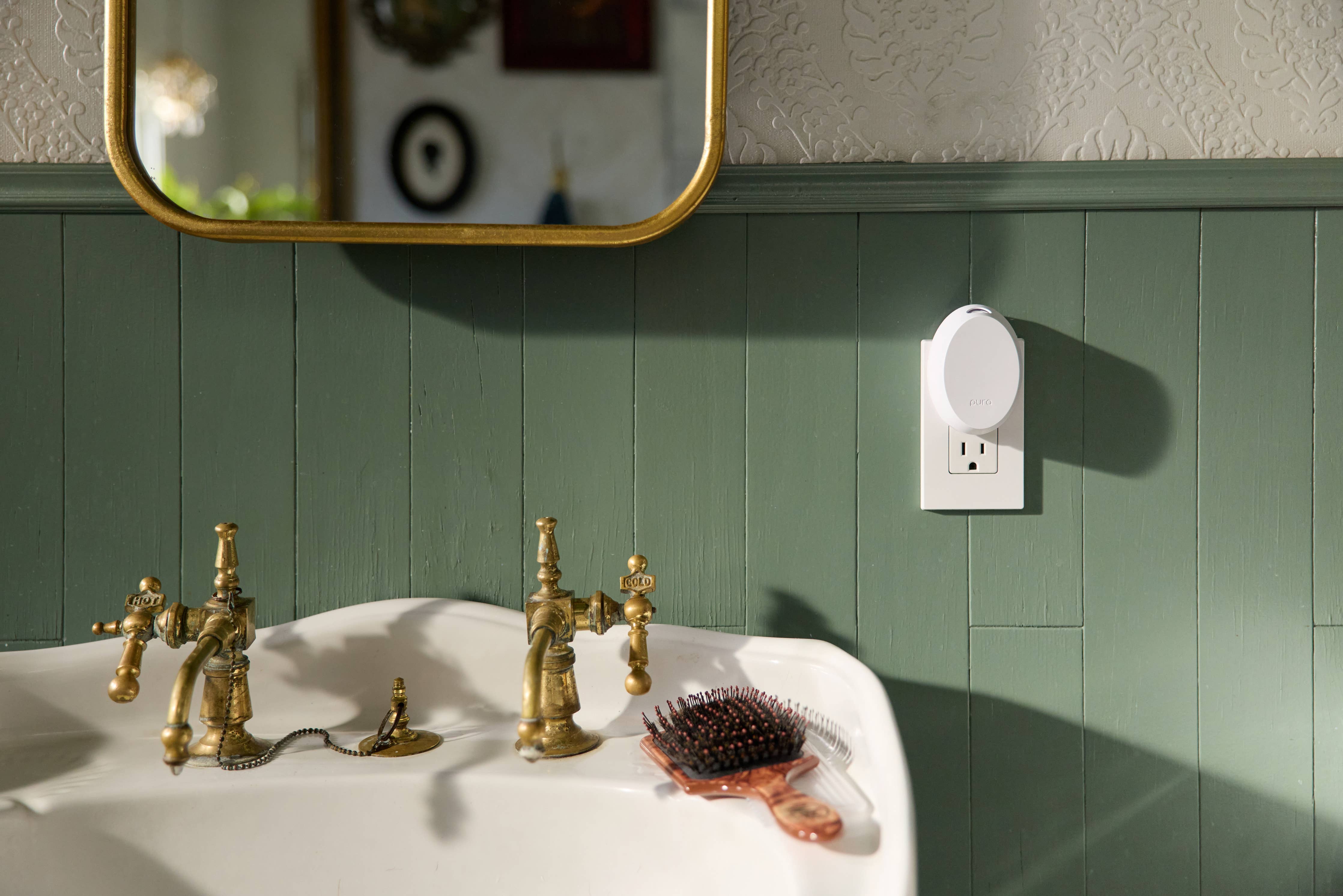 Pura Home Mini™ Smart Home Fragrance Diffuser