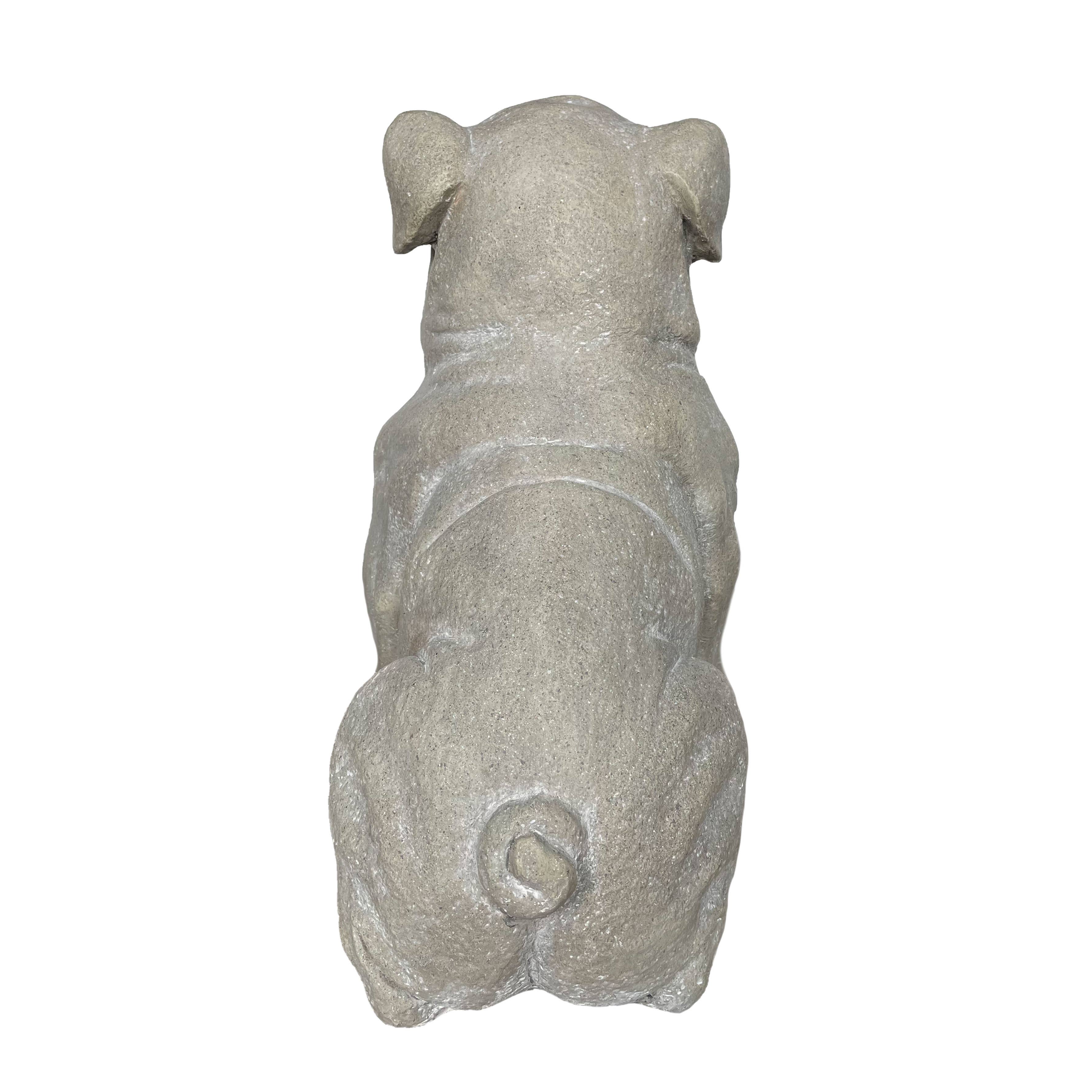 Sitting Bulldog Garden
Resin Statue 16"