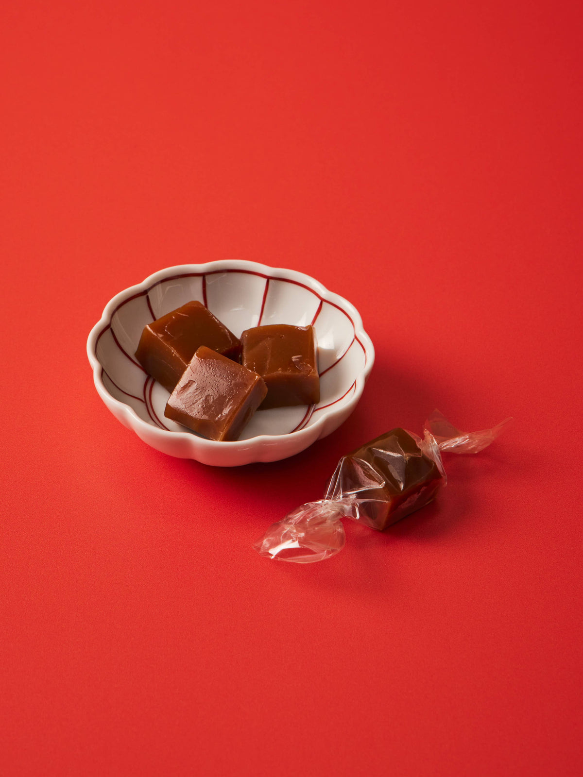 Dirty Chai Caramels, Red Gift Box 6oz (Tea, Coffee, Spices)