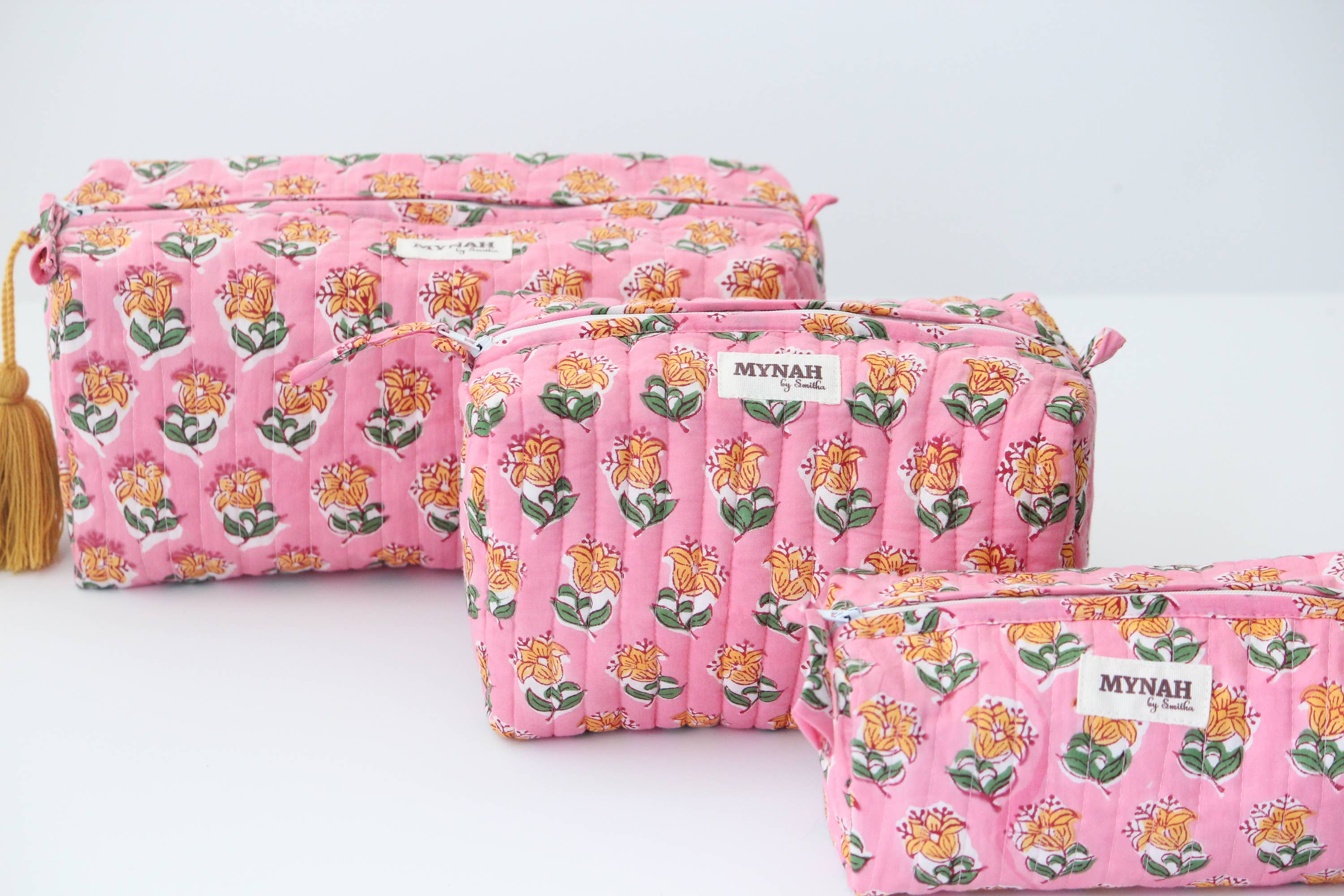 Cosmetic bag-Bubblegum motif print travel/make up/organizer/bag-Set of 3
