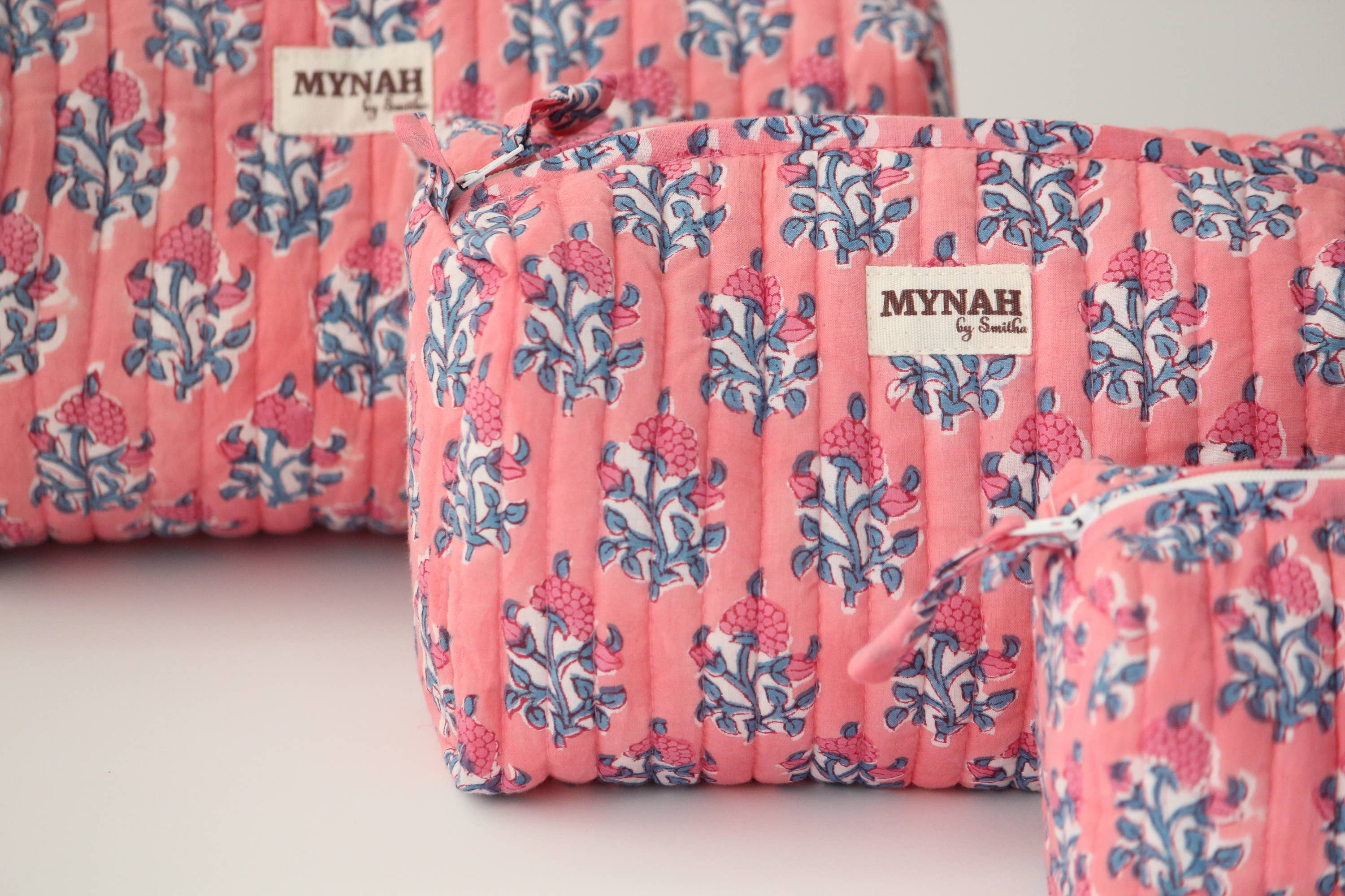 Cosmetic bag-pink print travel/make up storage/organizer-Set of 3