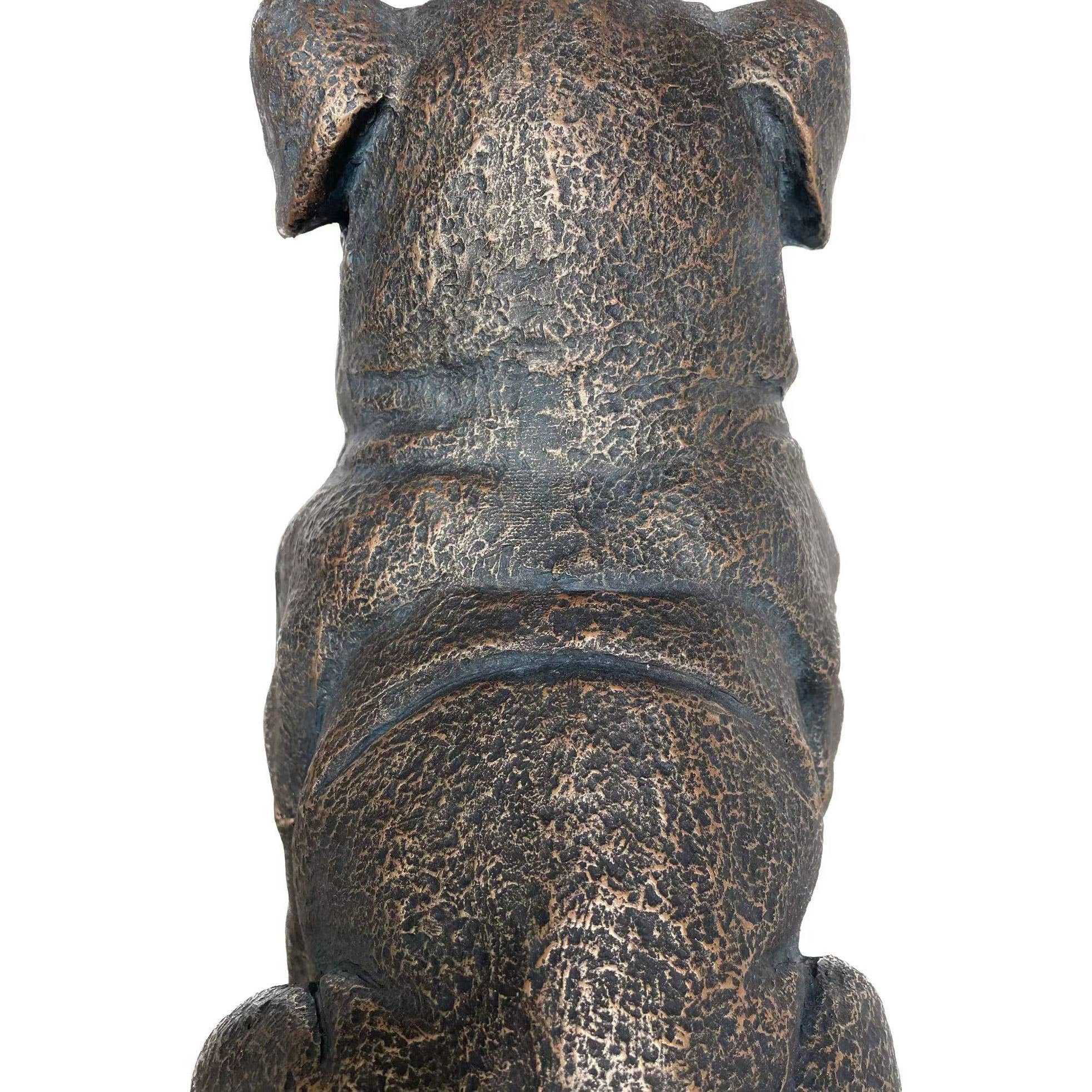 Sitting Bulldog Garden
Resin Statue 16"