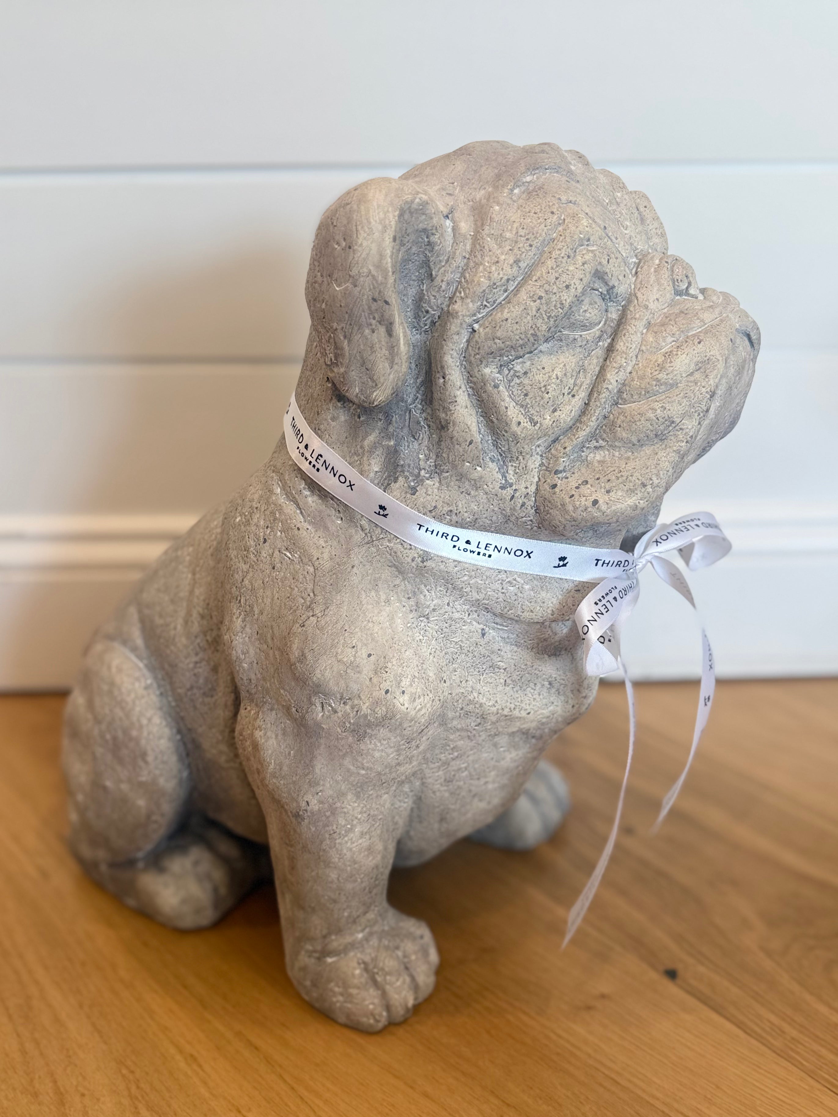 Sitting Bulldog Garden
 Resin Statue 16"