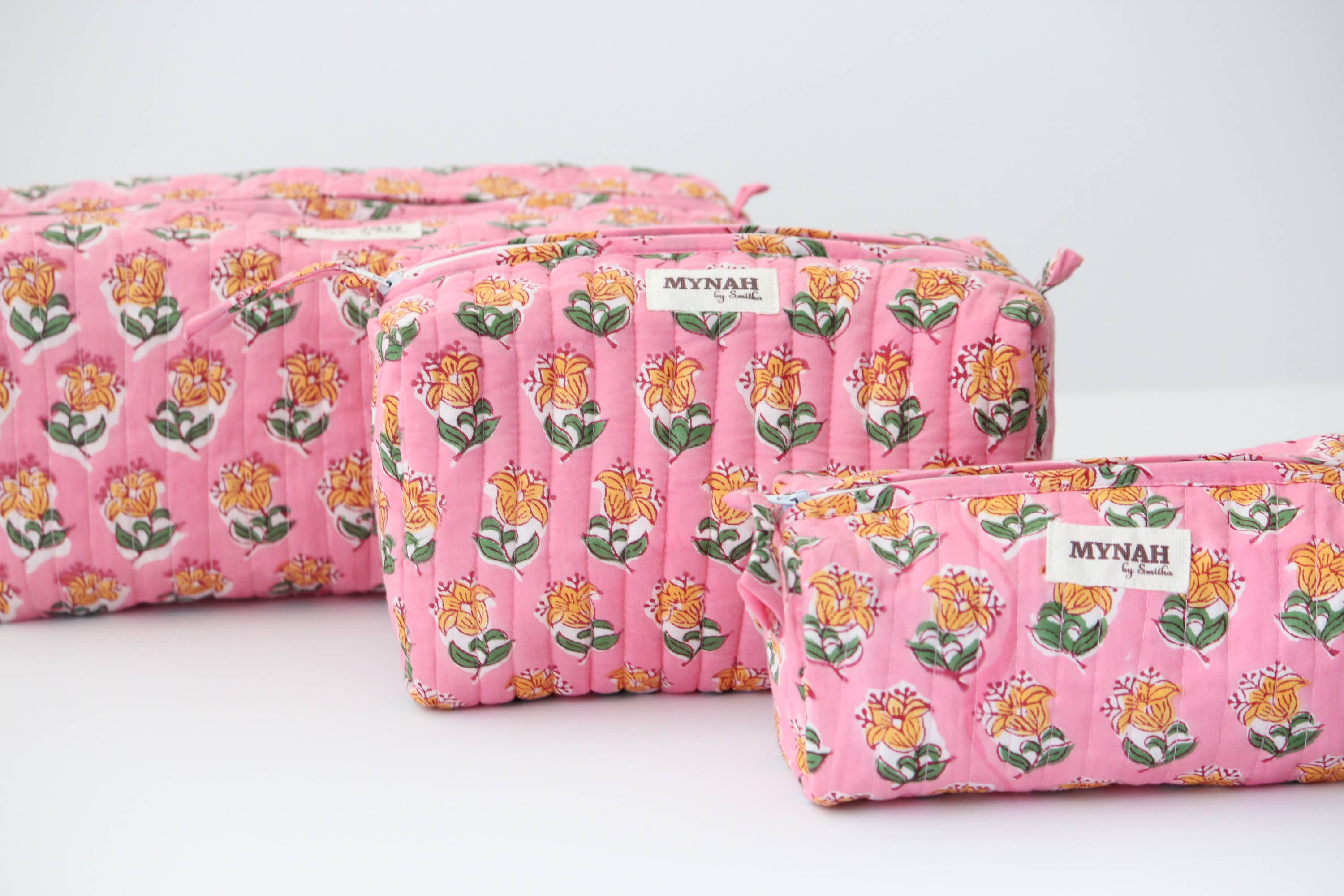 Cosmetic bag-Bubblegum motif print travel/make up/organizer/bag-Set of 3