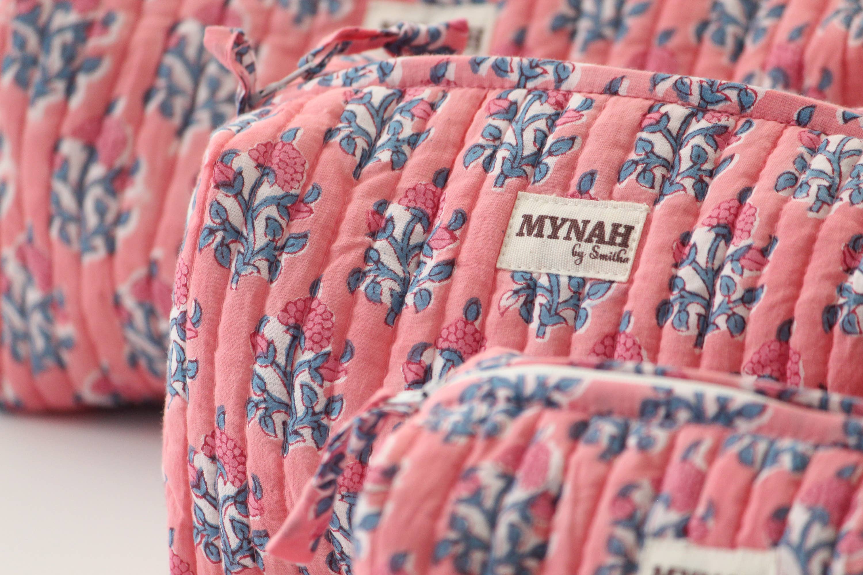 Cosmetic bag-pink print travel/make up storage/organizer-Set of 3