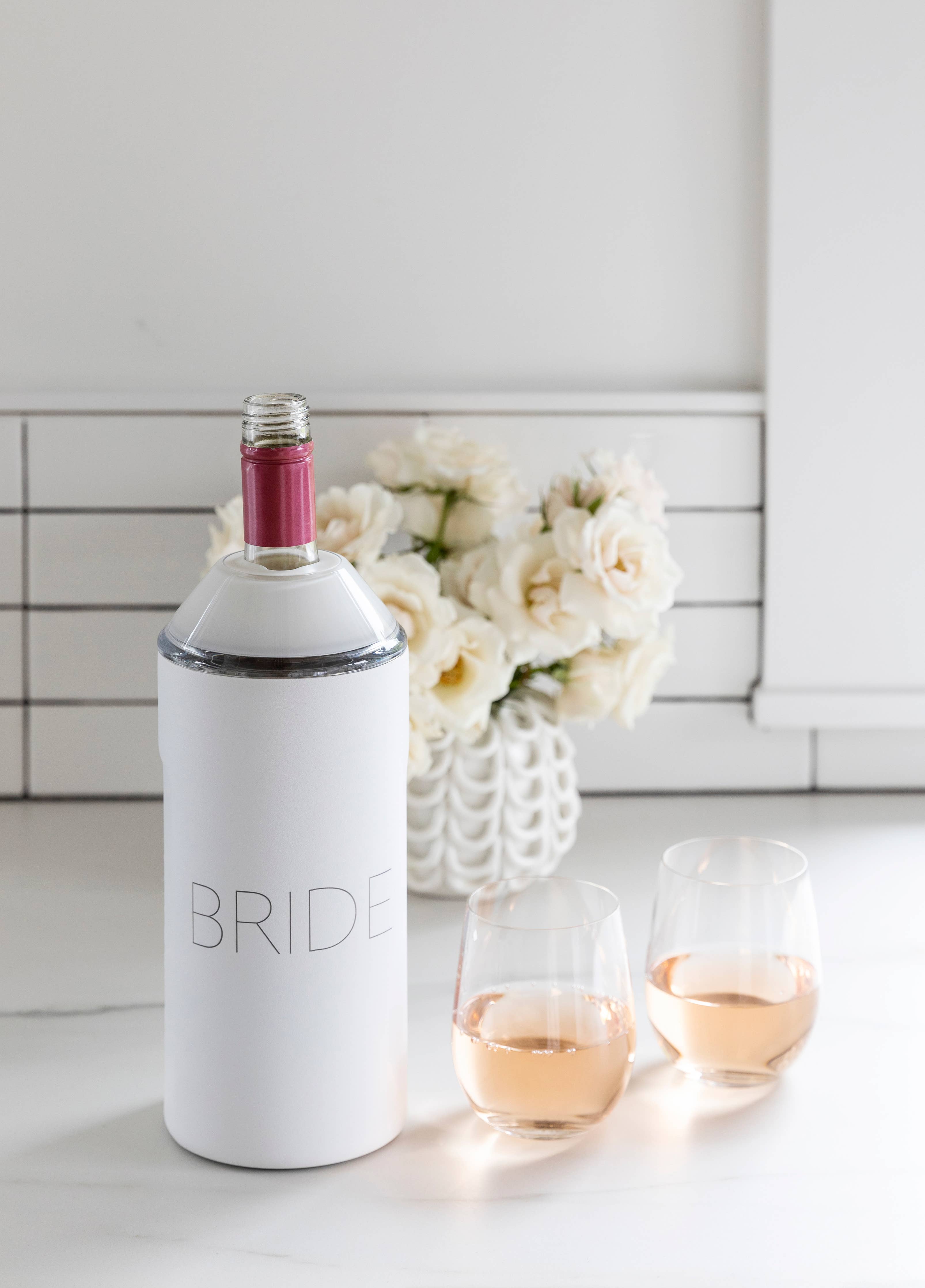 Vin Glace’ Wine Gift Sets with Glass Lined Wine Glasses